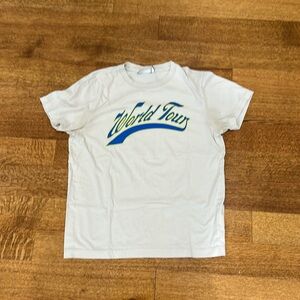 World Tour Cream T-shirt Size Medium